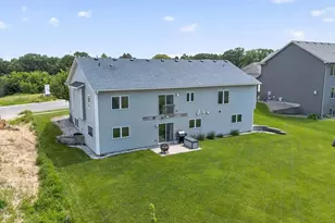 3413 Stonehedge Dr NE, Rochester, MN 55906 - Photo 49