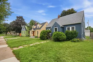 1828 Bush Ave E, Saint Paul, MN 55119 - Photo 3