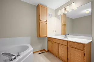 8775 Branson Dr, Inver Grove Heights, MN 55076 - Photo 21