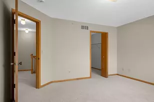 8775 Branson Dr, Inver Grove Heights, MN 55076 - Photo 17