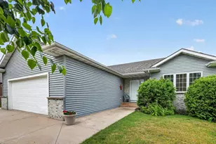 810 7th Ave SW, Pine Island, MN 55963 - Photo 3