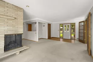 2878 Meadowlark Ln, Maplewood, MN 55109 - Photo 15