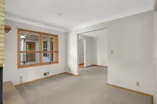 2878 Meadowlark Ln, Maplewood, MN 55109 - Photo 17