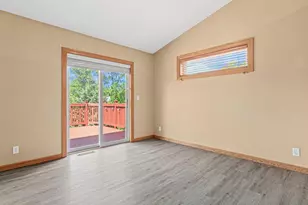8417 Ashford Rd, Woodbury, MN 55125 - Photo 5