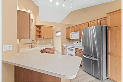 8417 Ashford Road, Woodbury, MN 55125 - Photo 7