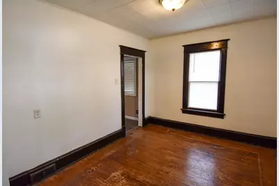 313 E Prairie Avenue, Warren, MN 56762 - Photo 7