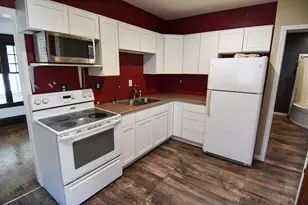 313 E Prairie Ave, Warren, MN 56762 - Photo 9