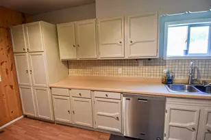 606 Kendall Ave S, Thief River Falls, MN 56701 - Photo 15