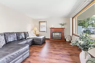 317 Emherst St, Winona, MN 55987 - Photo 5