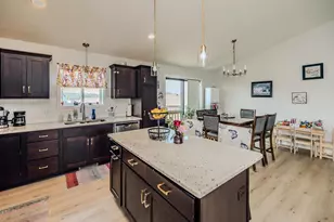 856 Golfview Ave, Zumbrota, MN 55992 - Photo 21