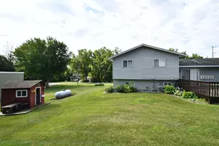 374 Cherry St W, Mazeppa, MN 55956 - Photo 31