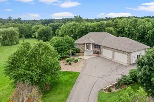 18712 Fontana St, Wyoming, MN 55092 - Photo 3