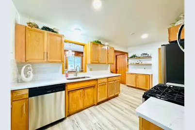 465 Ruth Street N, Saint Paul, MN 55119 - Photo 9