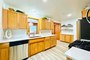 465 Ruth St N, Saint Paul, MN 55119 - Photo 9