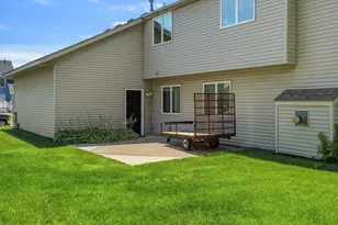 2537 Southcrest Ave E, Maplewood, MN 55119 - Photo 11