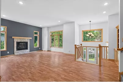 633 Burlington Road, Saint Paul, MN 55119 - Photo 7