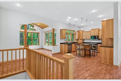 633 Burlington Road, Saint Paul, MN 55119 - Photo 13
