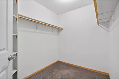 633 Burlington Road, Saint Paul, MN 55119 - Photo 29