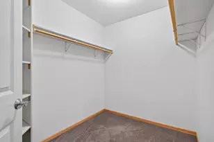 633 Burlington Rd, Saint Paul, MN 55119 - Photo 29
