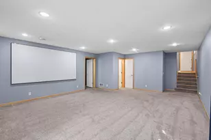633 Burlington Rd, Saint Paul, MN 55119 - Photo 45