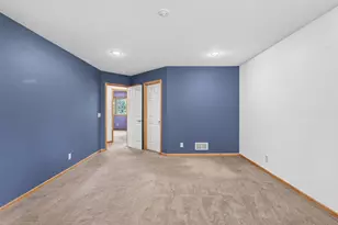 633 Burlington Rd, Saint Paul, MN 55119 - Photo 25