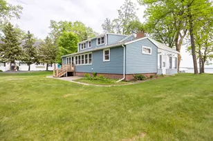 22558 Senns Beach Dr, Detroit Lakes, MN 56501 - Photo 9