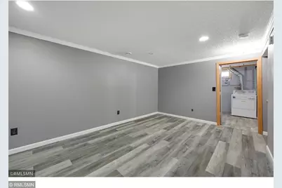 1066 Beatrice Street, Eagan, MN 55121 - Photo 19
