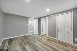1066 Beatrice St, Eagan, MN 55121 - Photo 21