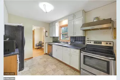 1066 Beatrice Street, Eagan, MN 55121 - Photo 15