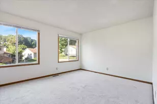 2640 Shenandoah Ln N, Plymouth, MN 55447 - Photo 19