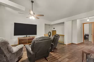 5626 N Innsbruck Ct, Fridley, MN 55432 - Photo 5