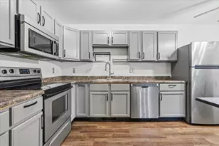 7194 Upper 17th St N, Oakdale, MN 55128 - Photo 11