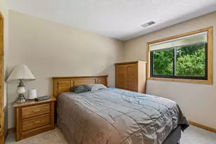 22017 Quincy St NE, Cedar, MN 55011 - Photo 11
