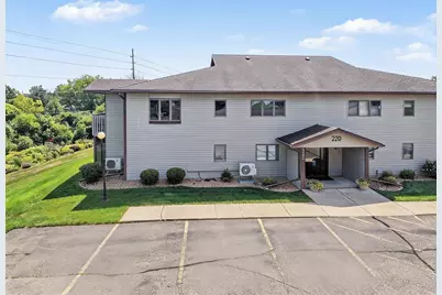 222 Sargent Drive #204, Red Wing, MN 55066 - Photo 3
