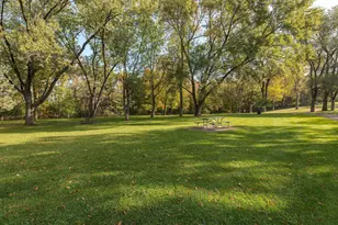411 Dorland Pl, Maplewood, MN 55119 - Photo 29