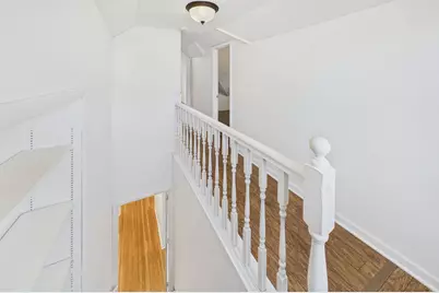 2562 Fairview Avenue N, Roseville, MN 55113 - Photo 25
