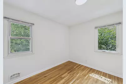 2562 Fairview Avenue N, Roseville, MN 55113 - Photo 29