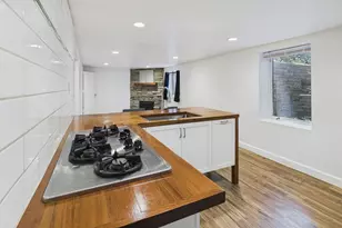 2562 Fairview Ave N, Roseville, MN 55113 - Photo 51