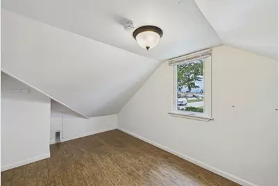 2562 Fairview Avenue N, Roseville, MN 55113 - Photo 31