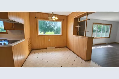 601 N Bruce Street, Marshall, MN 56258 - Photo 7