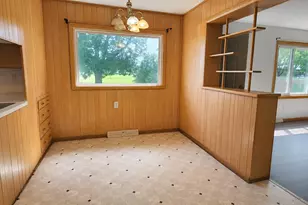 601 N Bruce St, Marshall, MN 56258 - Photo 7