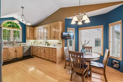 16017 70th Place N, Maple Grove, MN 55311 - Photo 3