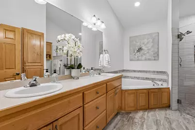 16017 70th Place N, Maple Grove, MN 55311 - Photo 15