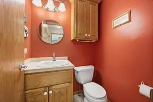 10085 28th St S, Moorhead, MN 56560 - Photo 31