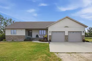 10085 28th St S, Moorhead, MN 56560 - Photo 5