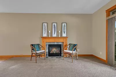 6813 Northwood Lane, Saint Cloud, MN 56303 - Photo 3
