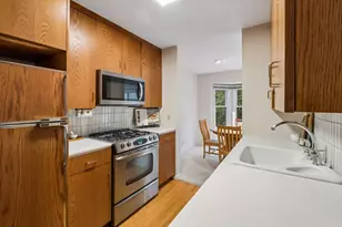 1926 Dupont Ave S, Minneapolis, MN 55403 - Photo 5