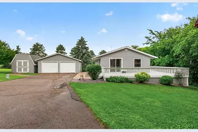 843 Yellowstone Trail, Hudson, WI 54016 - Photo 3