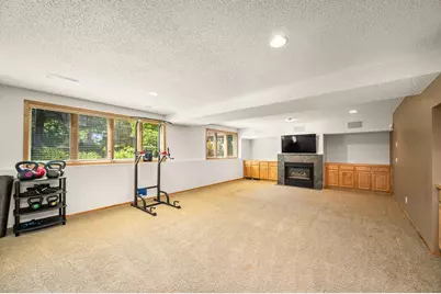 245 Luisa Court, Chaska, MN 55318 - Photo 17