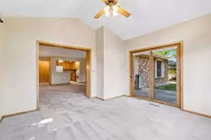 4515 Redwood Cir, Minnetonka, MN 55345 - Photo 5